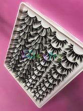 Load image into Gallery viewer, 15Mm Lash Pack Lashes
